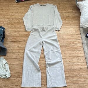 Elegant Gray Women's Top/Pants Set, Small